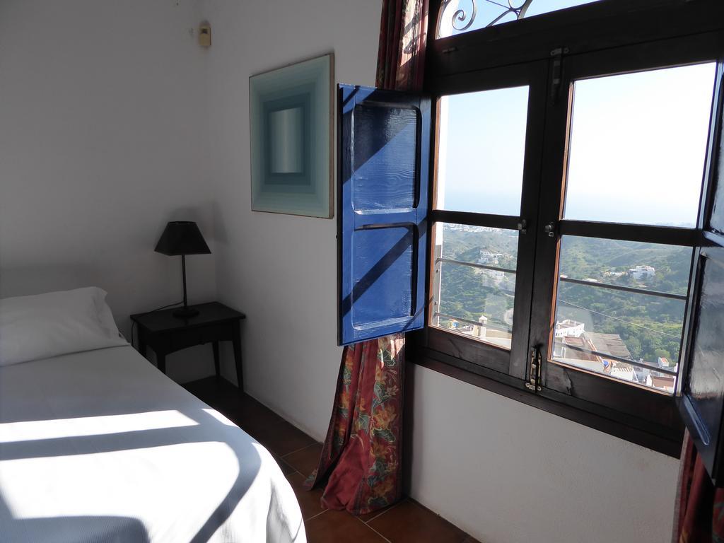 בית הארחה מוחקאר 	El Mirador Del Castillo חדר תמונה